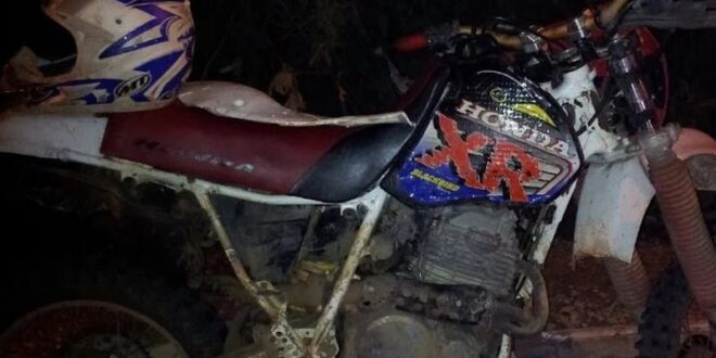 وعثر على دراجة نارية مشبوهة بالقرب من حاجز عين ياعيل، وكان مخرب الشرطة في طريقه إلى مكان الحادث